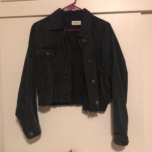Cropped denim jacket